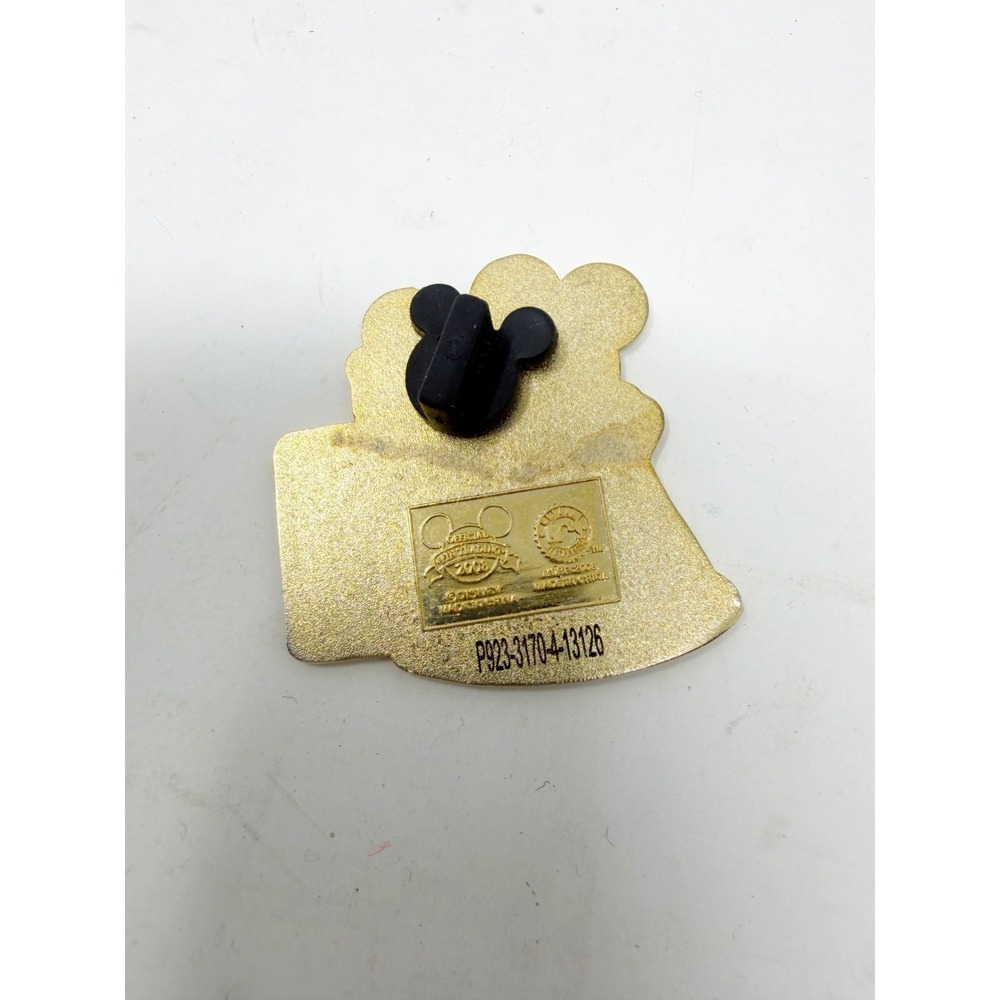 Disney Trading Pin Vintage 2008 Mickey Mouse Boston Red Sox MLB Collectible - Picture 2 of 2